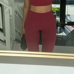 Cardinal/burgundy Stori Leggings